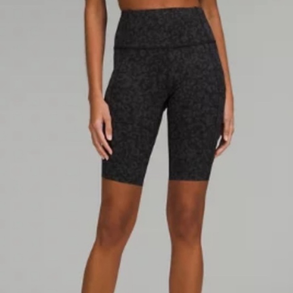 Lululemon 8" Biker Shorts